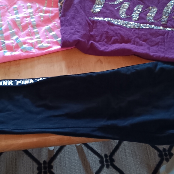 PINK Victoria's Secret Graphic T-Shirts - Purple and PINK Victoria's Secret - Picture 3 of 5